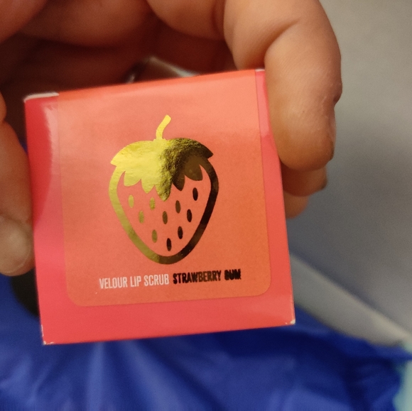 Jeffree Star Spring Premium Box - Picture 6 of 6